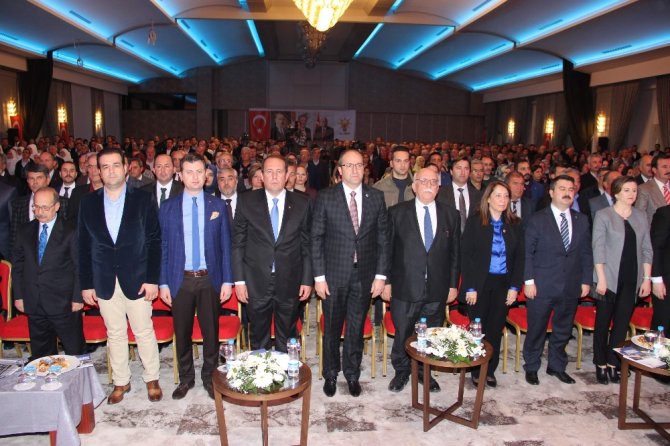 Bakan Avcı Gözyaşlarına Hakim Olamadı