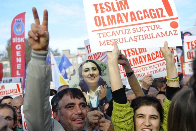 Tutuklu Vekiller İçin ’Rehin’ İfadesi