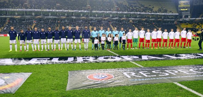 İlk 15 Dakikada "Gol" Sesi Yok