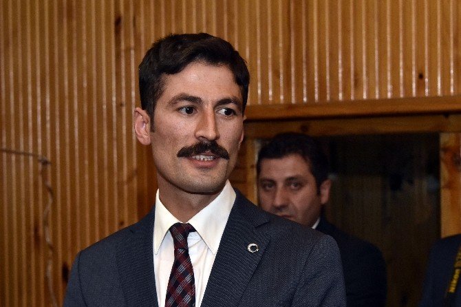 Derik’in Yeni Kaymakamı Kafkas’a Gümüşhane’de Veda Yemeği