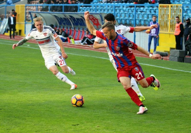 Karabükspor Evinde Kazandı