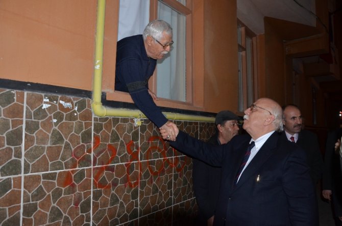 Bakan Avcı’dan Taziye Ziyareti