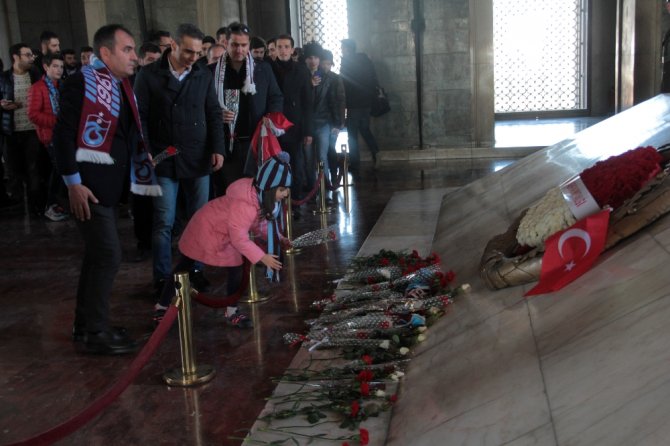 Trabzonspor Heyeti Anıtkabir’de