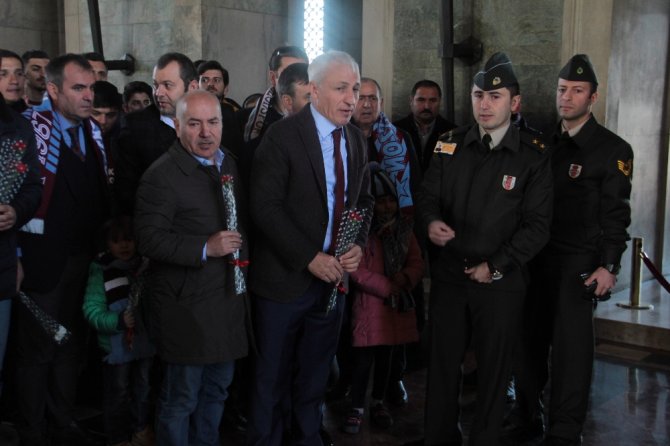 Trabzonspor Heyeti Anıtkabir’de