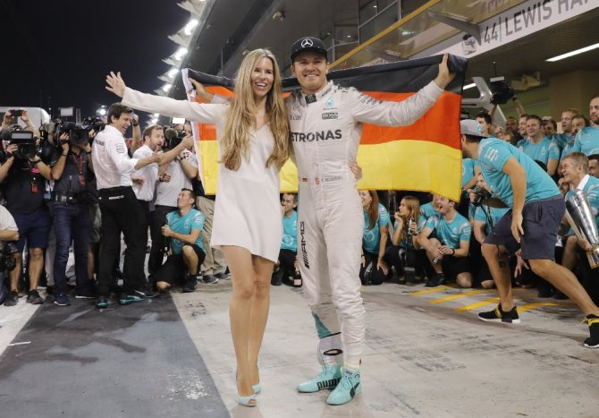 Formula 1’de Mutlu Sona Rosberg Ulaştı