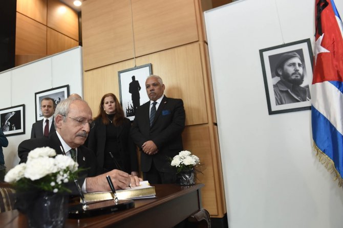 "Castro’yu Hep Anımsayacak Ve Unutturmayacağız"