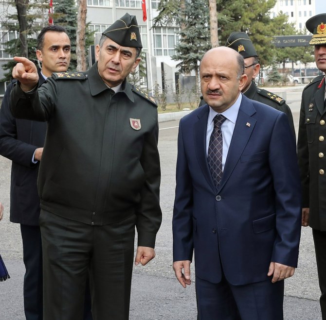 Bakan Işık’tan Kara Harp Okuluna Ziyaret