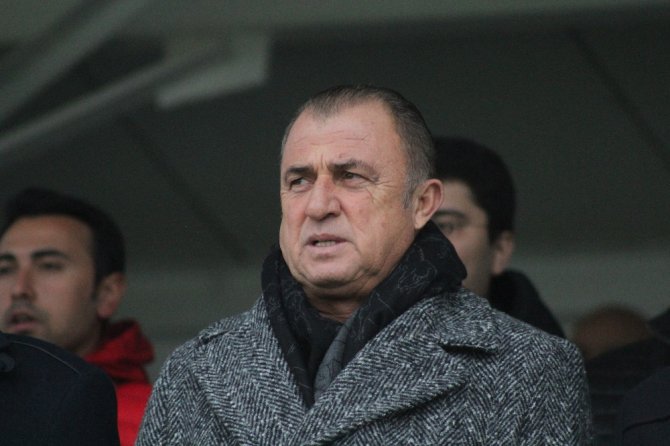 Ümraniyespor-aydınspor Maçını İzledi