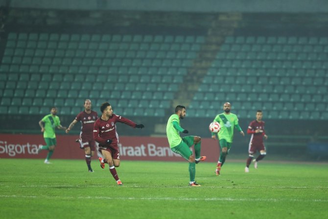 İlk Yarı Golsüz Geçildi