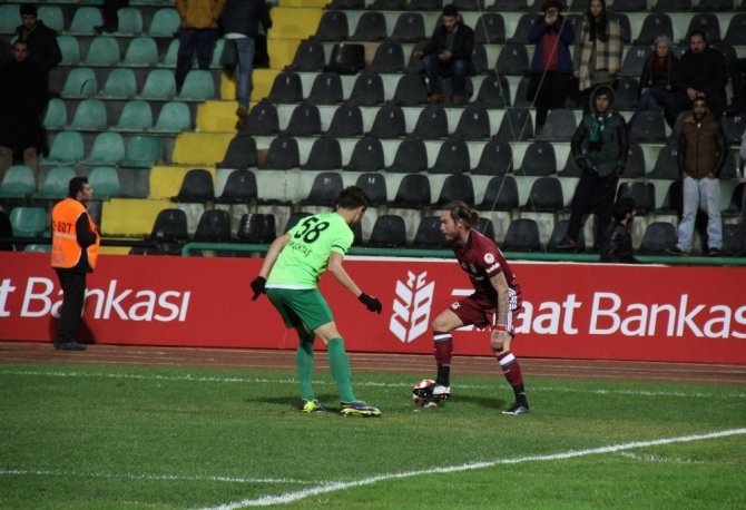 İlk Yarı Golsüz Geçildi