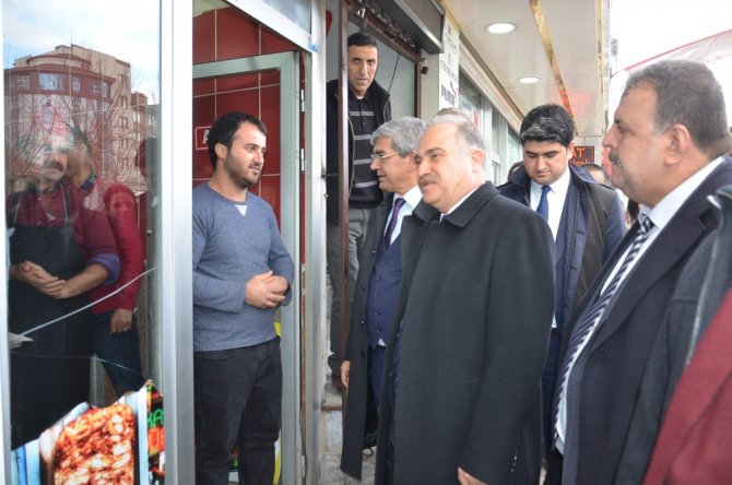 Chp Heyeti Yüksekova’da