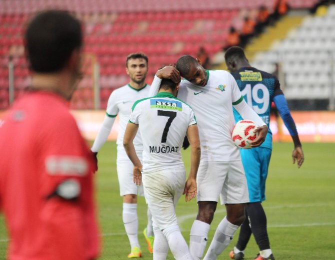 Akhisar Belediyespor, Bursaspor İle Berabere Kaldı