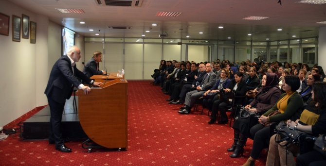 "Şizofreni Ve Aşk Kardeştir"