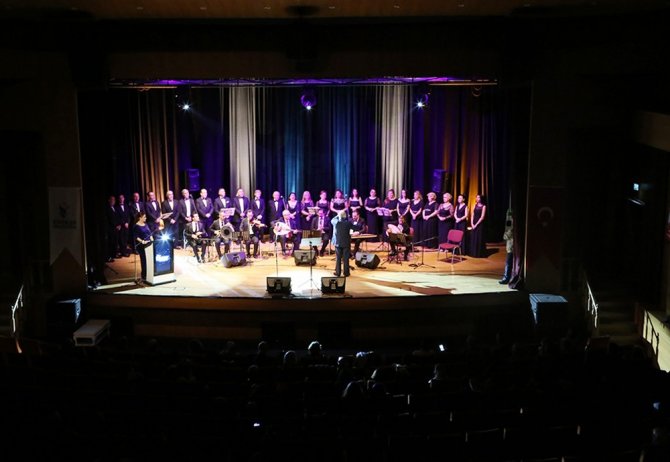 Dede Efendi Konserle Anıldı