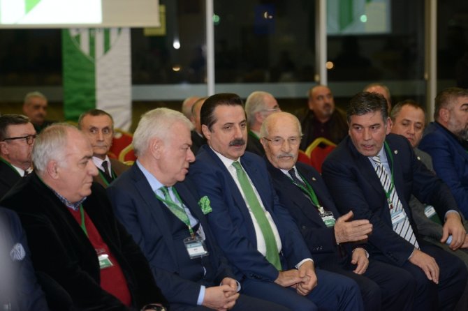 Bakan Çelik’ten Bursaspor’a Tam Destek