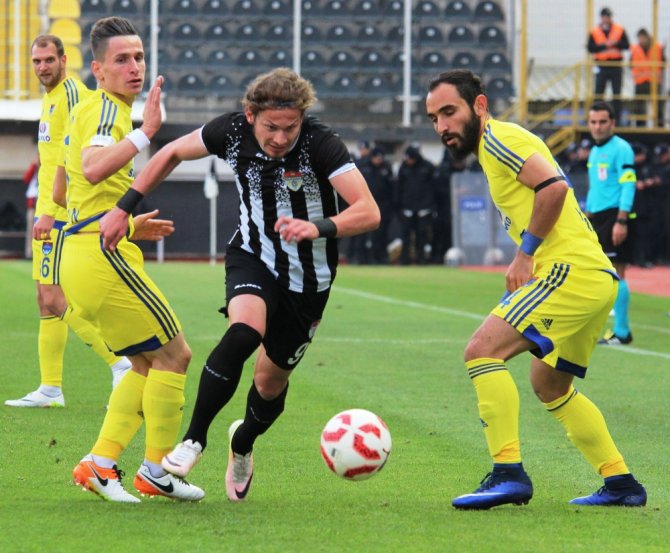 Manisaspor Evinde Kazandı