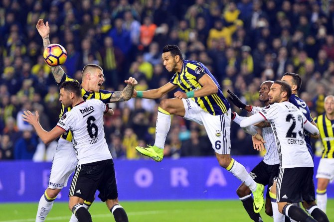 İlk Yarıda Gol Yok