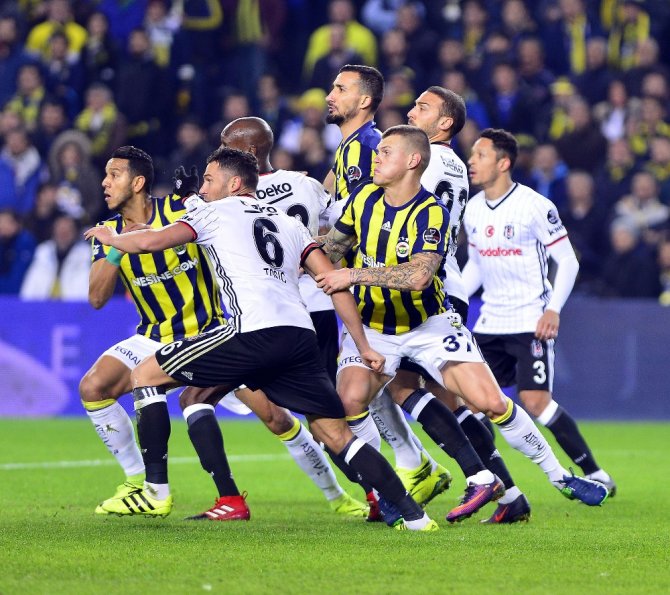 İlk Yarıda Gol Yok