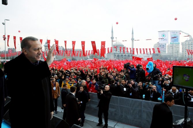 “Karşılıksız Para Basıyorlar”