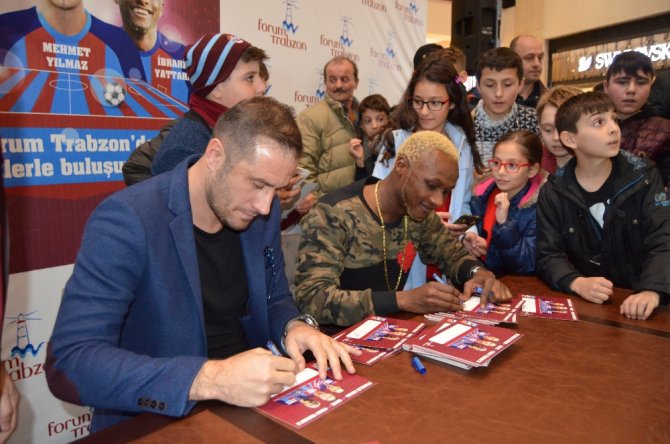 Trabzonsporlu Efsaneler Taraftarlarla Buluştu