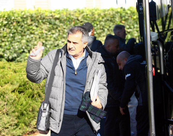 Kartal Tur İçin Uçtu