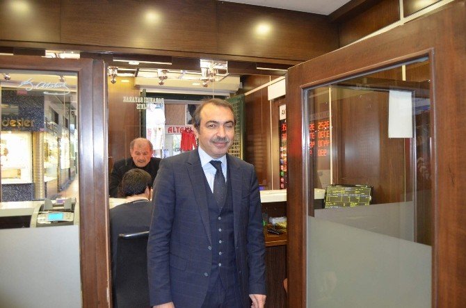 Trabzonlu Cumhurbaşkanı Recep Tayyip Erdoğan’ın “Dolarınızı Bozdurun, Altına, Türk Parasına Çevirin” Çağrısına Destek Veriyor