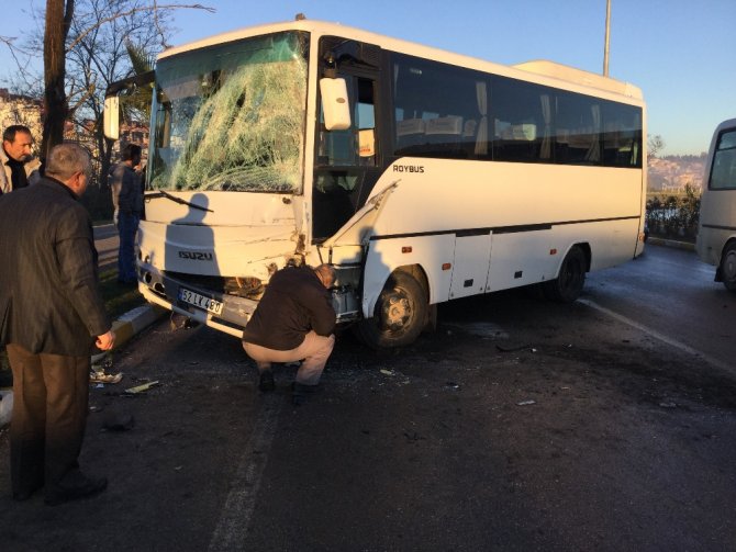 Buzlanma Zincirleme Kazaya Yol Açtı: 10 Yaralı