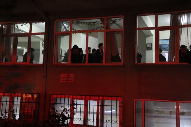 Bolu’da Öğrenci Yurdunda Korkutan Yangın