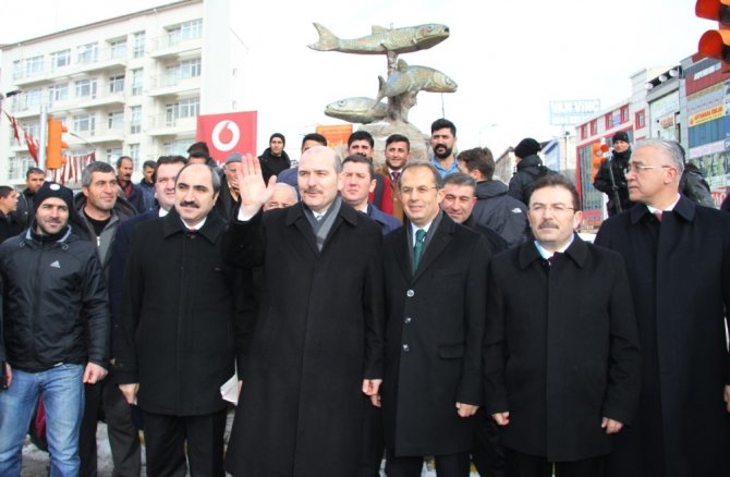 İçişleri Bakanı Van’da Esnaf Ziyareti Yaptı