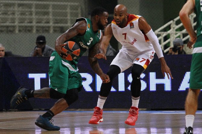 Galatasaray Havlu Attı