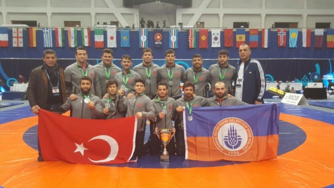 Dünya Kulüpler Şampiyonası İkincisi Oldu