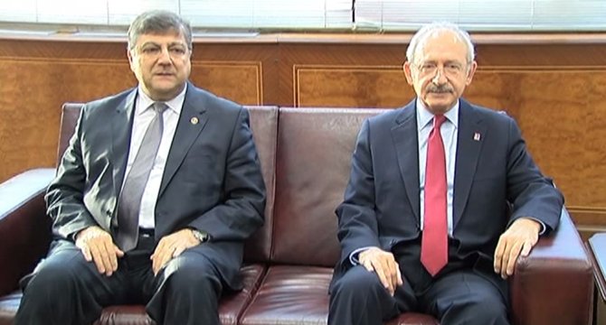 Kılıçdaroğlu Yeniçağ Gazetesini Ziyaret Ediyor