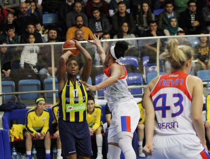 Fenerbahçe İlk Mağlubiyetini Aldı