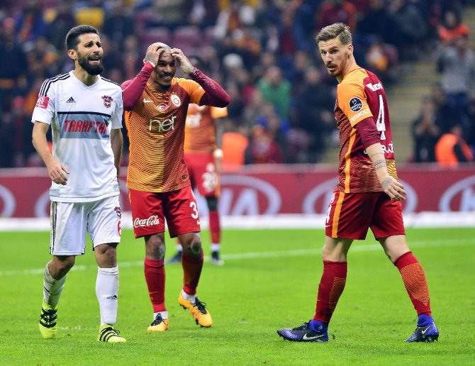 Cimbom Zirve Takibini Bırakmadı