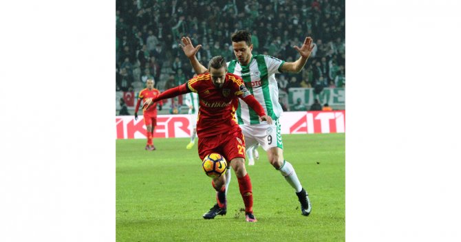 Konya Tek Attı 3 Aldı
