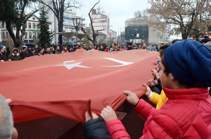 Trabzon’da Teröre Lanet Yürüyüşü