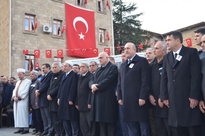 Dışişleri Bakanı: Hainlere Kucak Açanları İfşa Edeceğiz