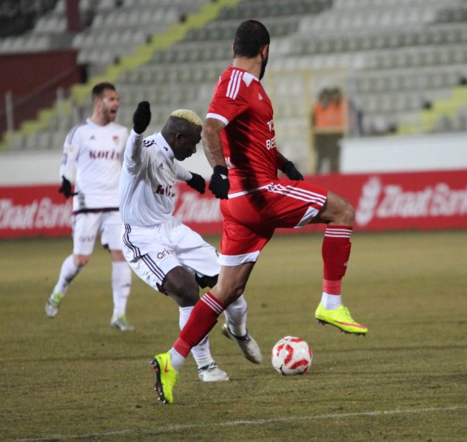 Elazğıspor Tuzlaspor’a Boyun Eğdi