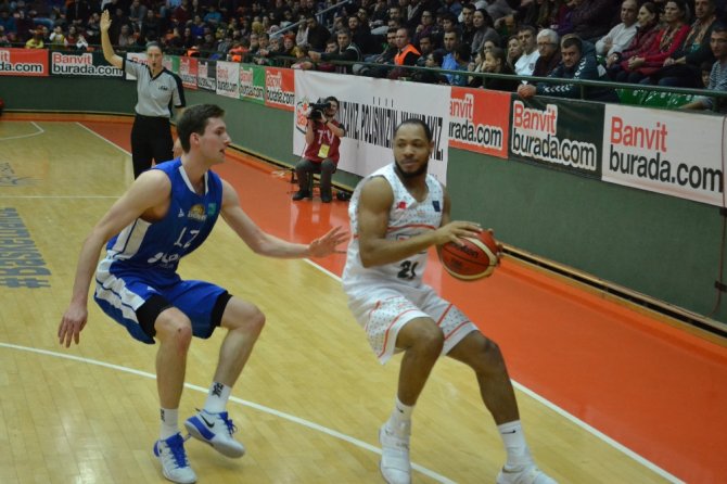 Banvit, Alman Rakibini Yıktı