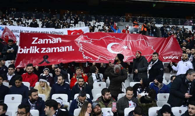 Tüm Taraftarlara Alkışlar: Şehit Aileleri İçin 850 Bin Tl !