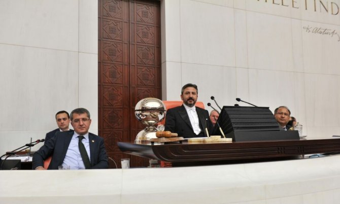 “Halep’teki İnsanların Caretta Kaplumbağalar Kadar Değeri Yok