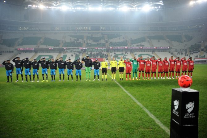 Bursaspor, Ümraniyespor’a Acımadı