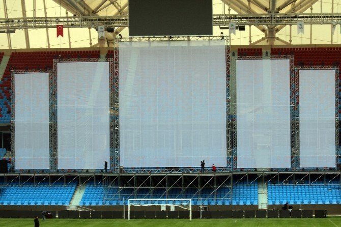 Akyazı Spor Kompleksi Açılışa Hazırlanıyor
