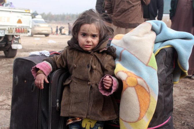 Halep’te Tahliye Konvoyuna Saldırı Görüntülendi
