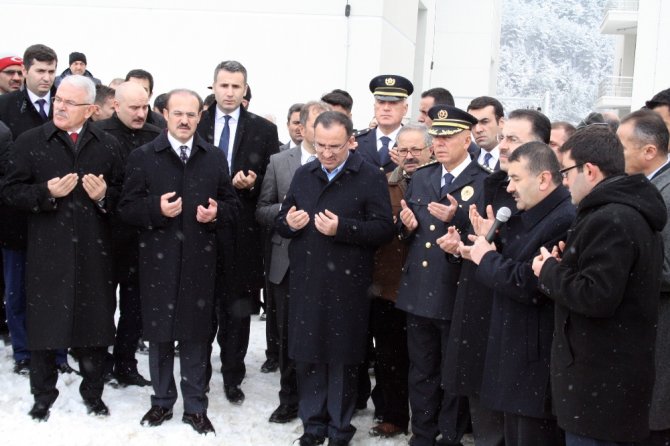 "Kaybetmeye Mahkumdurlar"