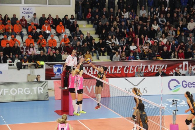 Galatasaray Çanakkale’den Galibiyetle Döndü