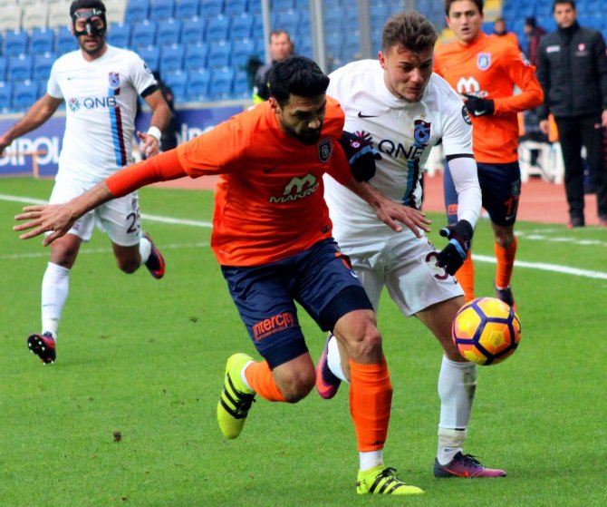 Başaşehir’de İlk Yarıda Gol Yok