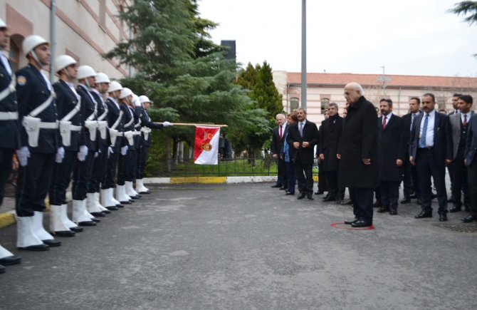 Kahraman’dan Bayrampaşa Çevik Kuvvet Şubesine Başsağlığı Ziyareti