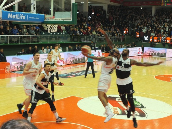 Beşiktaş Banvit’i Geçti