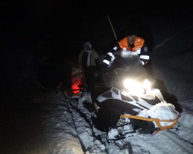 Afad Ekipleri Hamile Kadın İçin Seferber Oldu